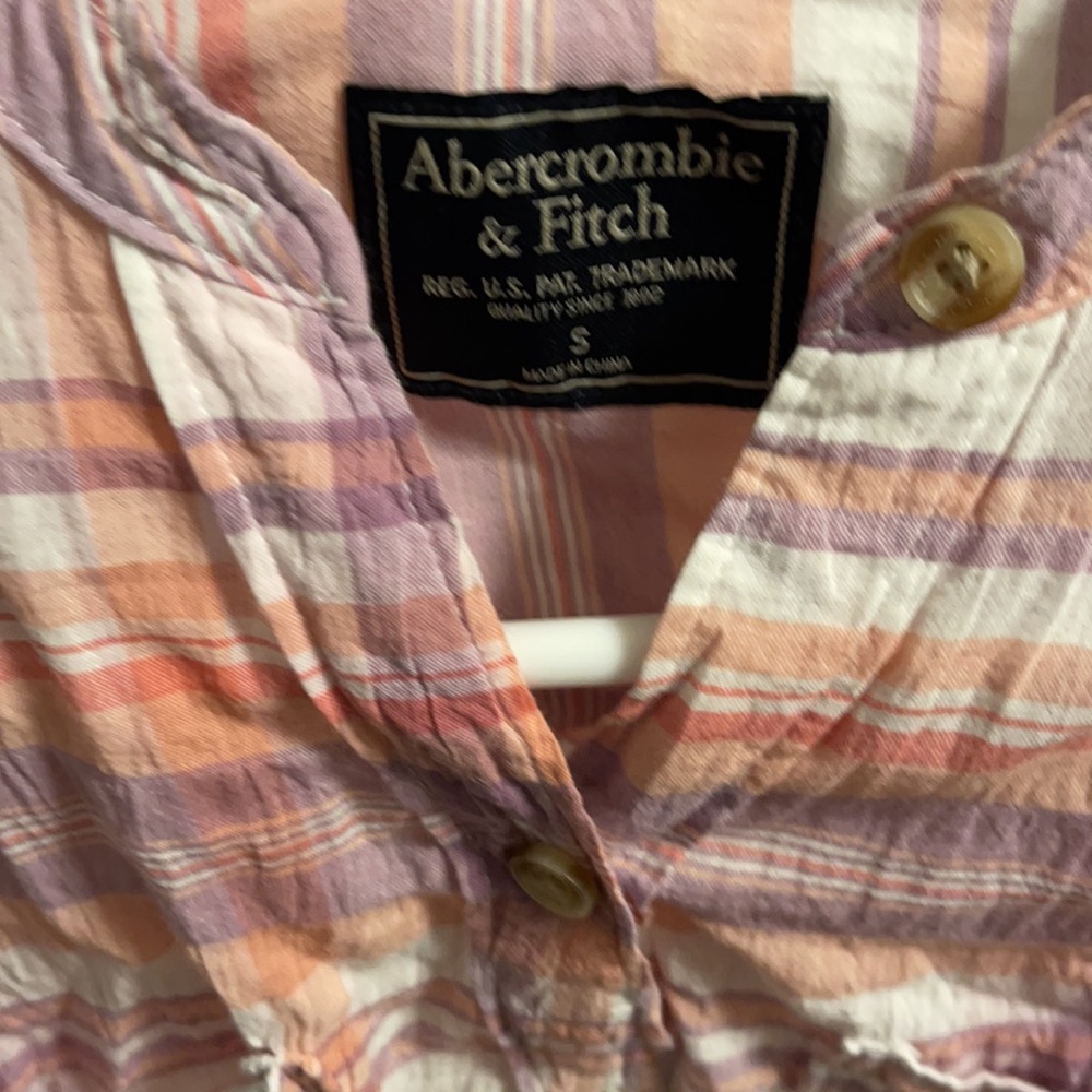Abercrombie and Fitch top - Picture 3 of 3